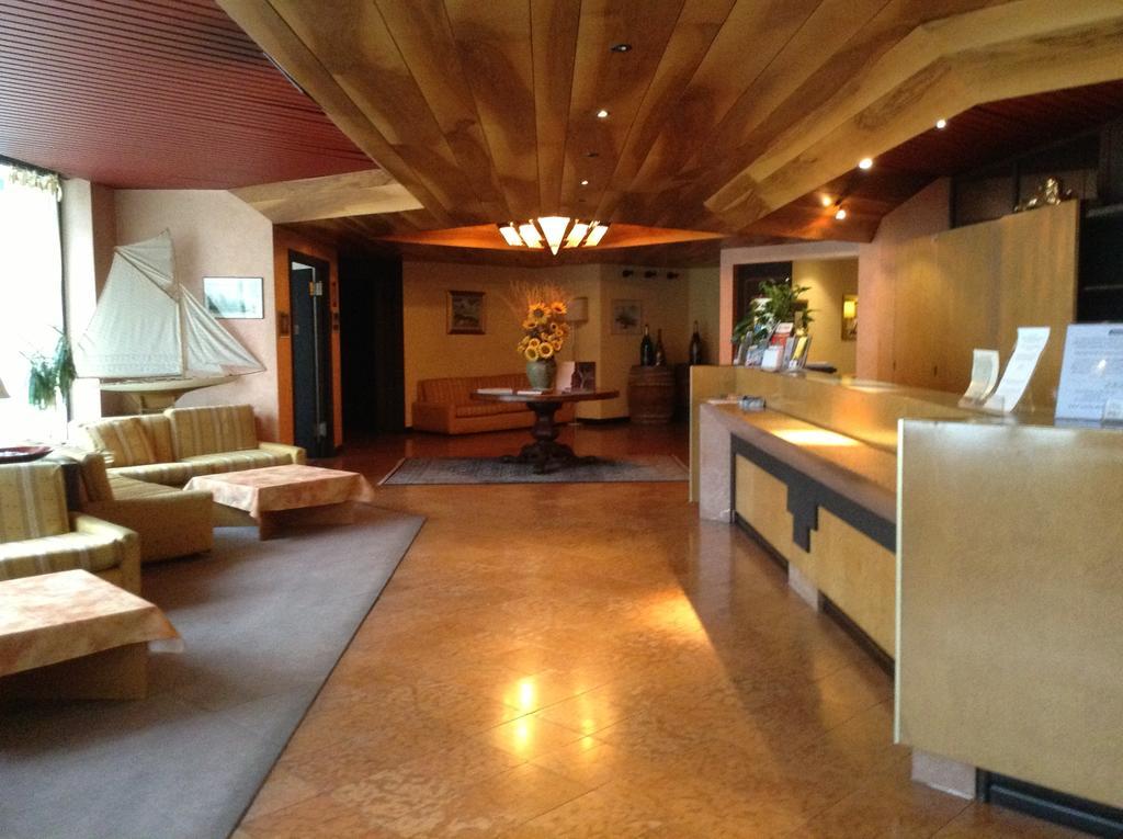Franciacorta Golf Hotel Paratico Bagian luar foto